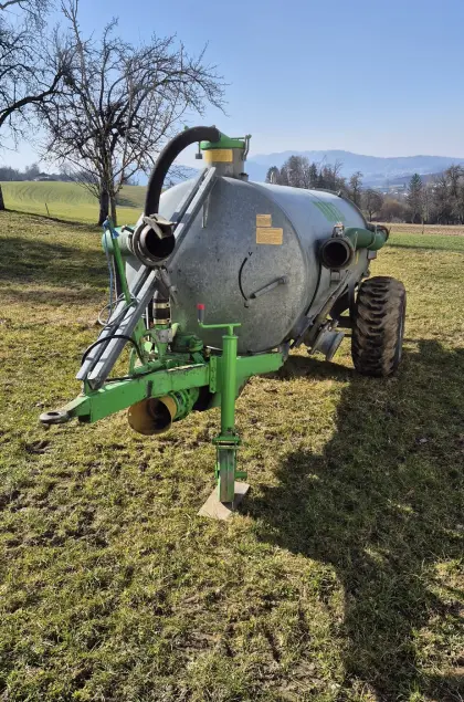 Bauer Güllefass V30