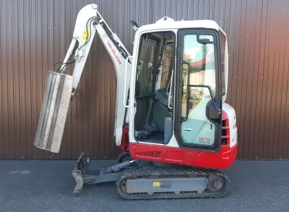 Takeuchi TB 216
