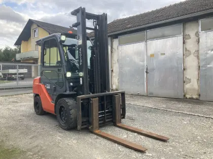 Toyota 3,5 t Diesel Vollkabine Zinkenverstellung 52-8FDJ35