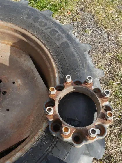 Verkaufe Spurbacken mit 38er Felgen