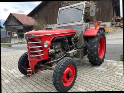 Hürlimann D90 Traktor
