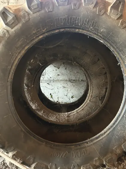 1 Stk. Pirelli TM700 Traktorreifen 580/70 R42