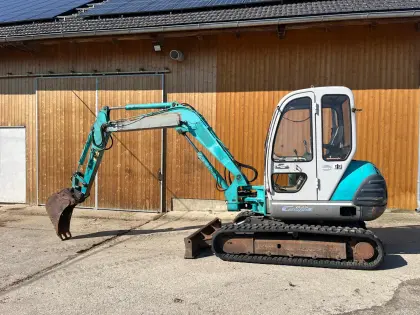 Bagger Kobelco SK045 Coupe