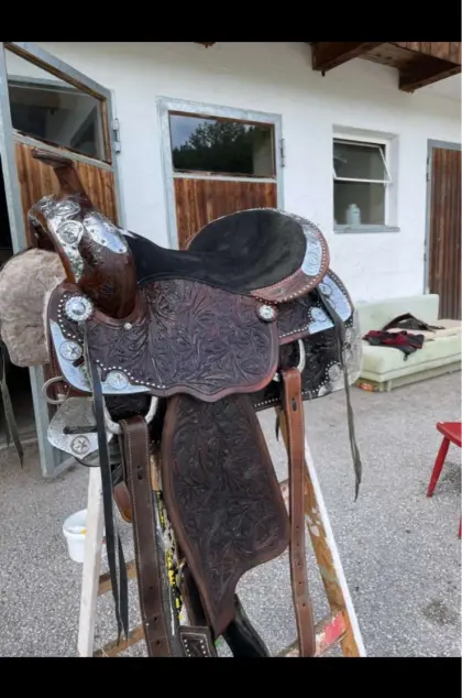 Westernsattel 17 Zoll