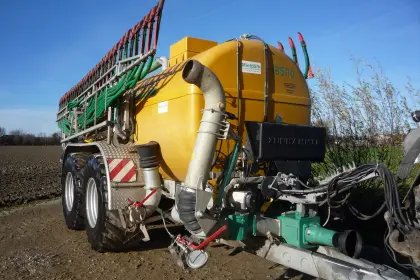 Zunhammer Pumptankwagen 12,5 m³