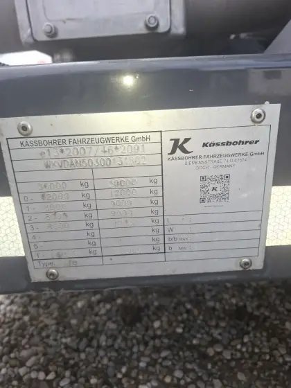 Tank-Sattelauflieger