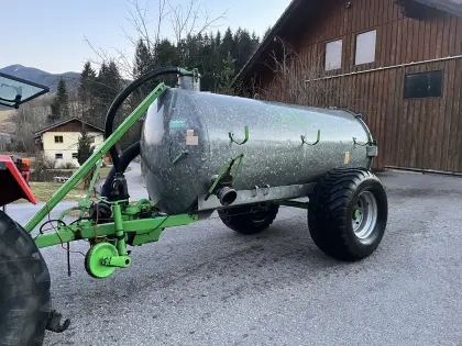 Güllefass Bauer 5400l