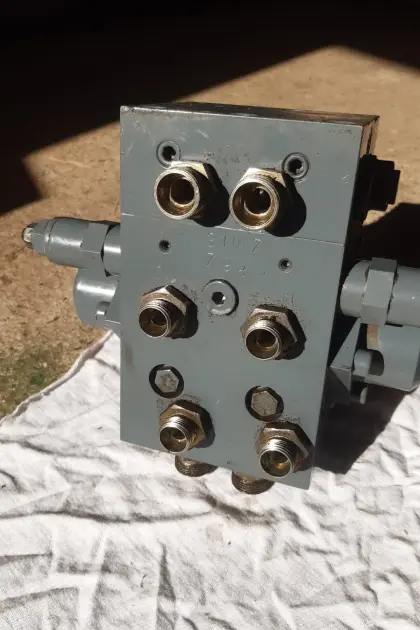 Steuerblock für Blockschneider Fella TU 145