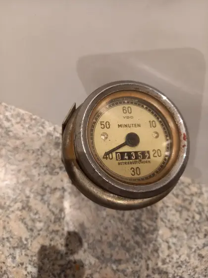 El. Betriebsstunden-Zähler