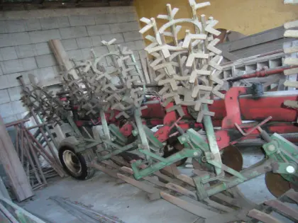 White Beetpflug Aufsattel 5 Scharen