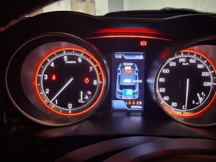 Suzuki Swift Hybrid Benzin