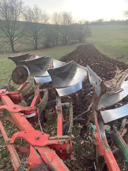 4-Schar Kverneland Vario-Pflug mit Steinsicherung EG 85-160-9