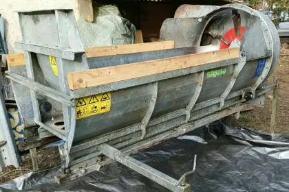 Stöckl Seitenstreuer SR2000