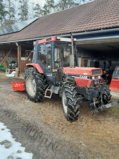 Case International 885 XL
