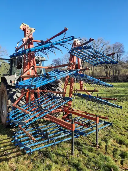 12 m Hatzenbichler Striegel zu verkaufen