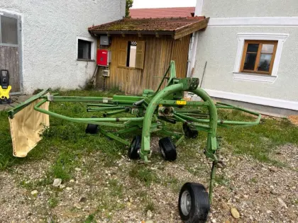 Schwader Krone Swadro 421