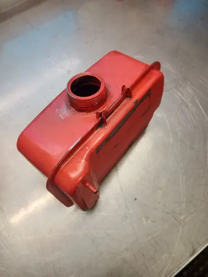 Kraftstofftank L Serie inkl. Deckel