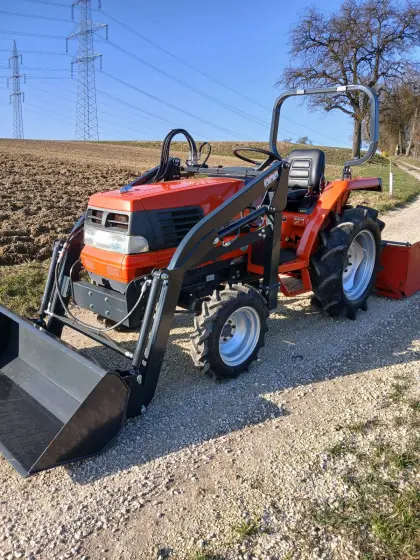 Kubota GL 220 Kleintraktor