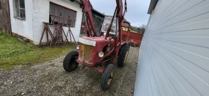 2B850D305047 Traktor