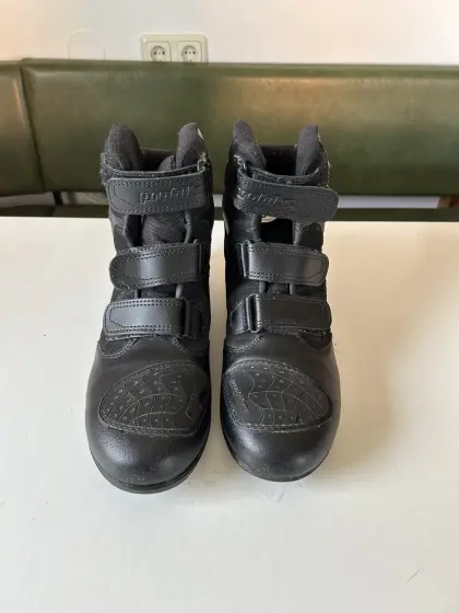 Motorradschuhe