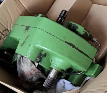 John Deere Frontzapfwelle