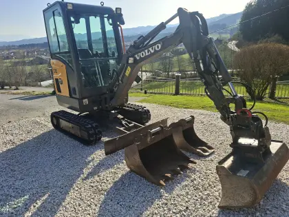 Volvo EC18E mit Martin Powertilt und Löffelpaket