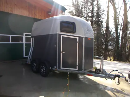 Pferde-Viehanhänger-Rampe schwenkbar, wie neu