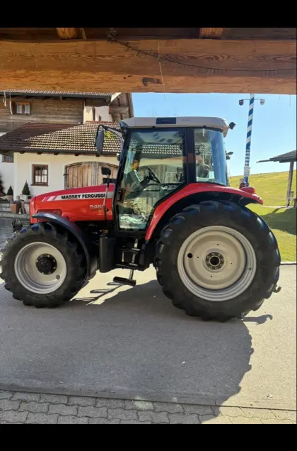 Massey Ferguson 5455