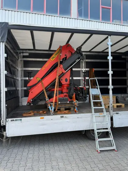 Palfinger 13001 K A 4 FF R2X mit Aufnahme Traktor 3-Punkt