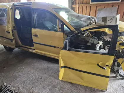 VW Caddy 2.0 TDI Maxi Ersatzteile