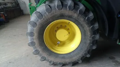 Trelleborg 710/70 R42 & 600/70 R28 TM900 High Power