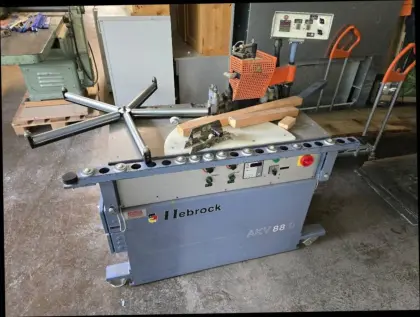 Hebrock AKV 88D Kantenanleimmaschine