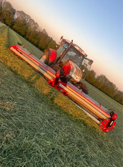 Kammschwader BB Umwelttechnik Clemeter 550F