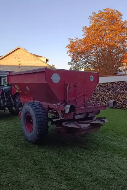 Kalkstreuer - Bredal