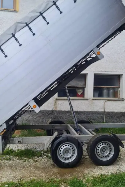 Anhänger Kipper mit Kratzboden