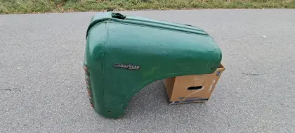 Steyr T84 Motorhaube