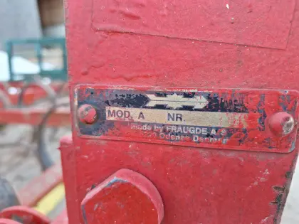 Verkaufe Kultivator 3 m Frontanbau