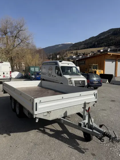 Humbaur Pkw-Anhänger Hochlader