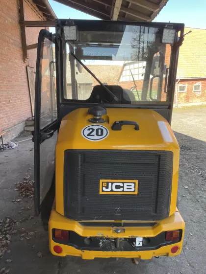 JCB 403 Bj. 2019