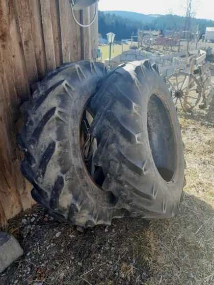 Traktorreifen 14.9x30 (380/85r30)
