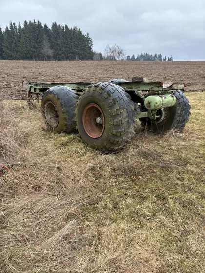 Sonstiges Fahrgestell