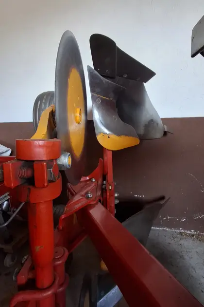 Pöttinger Pflug Servo 1