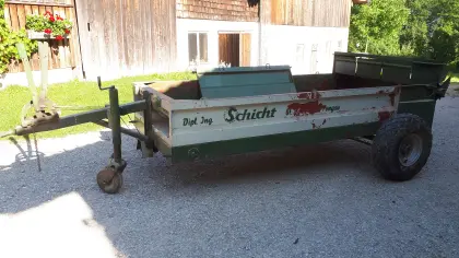 Schicht Bergmiststreuer