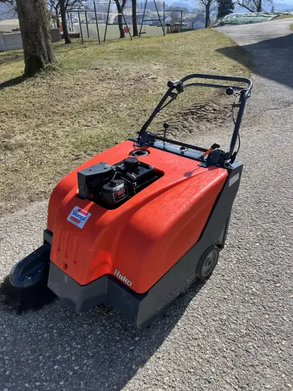 Kehrmaschine Hako Sweepmaster 800 P