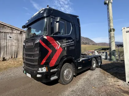 Scania S590 V8 Zugmaschine