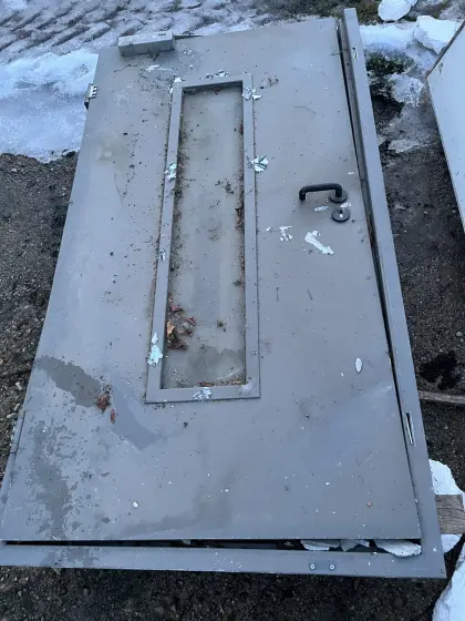 4 Stk. Brandschutztüren (jeweils 2 gleiche)