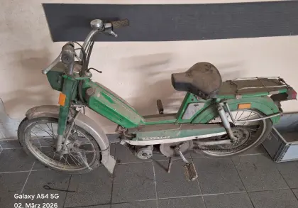 Peugeot 103 VS A Moped, Oldtimer