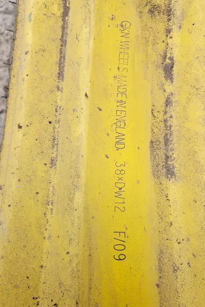 2x John Deere 12x38 Felgen inkl. Reifen 340/85R38