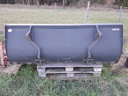 Frontlader Erdschaufel MX BT 180