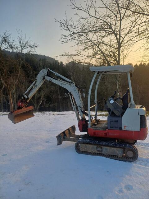 Bagger TB016